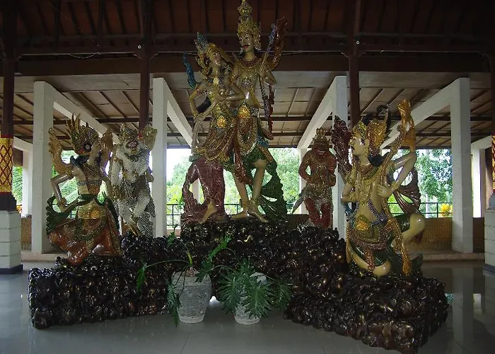 Bhanuswari & 4* Ubud (Bali)