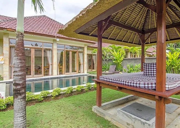 Bhanuswari & Hotel 4*