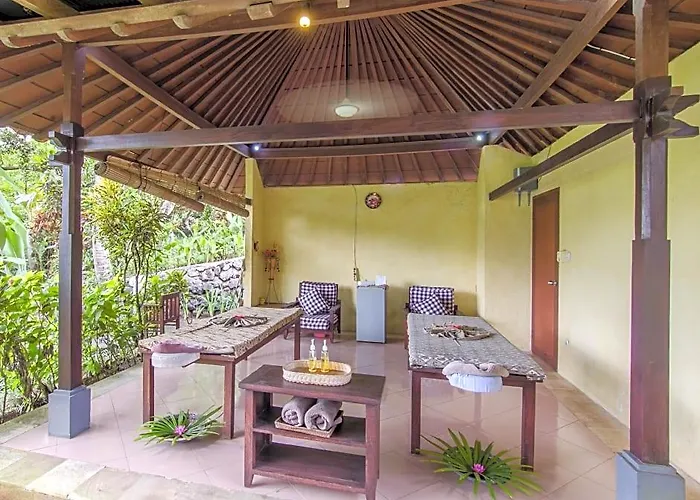 Bhanuswari & Hotel