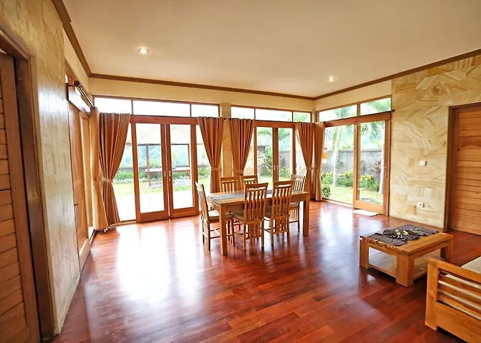 Bhanuswari & 4* Ubud (Bali)