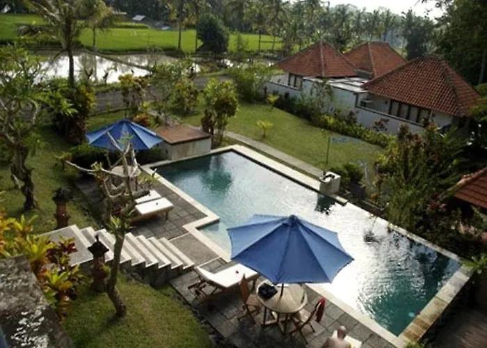 Bhanuswari & Hotel 4*